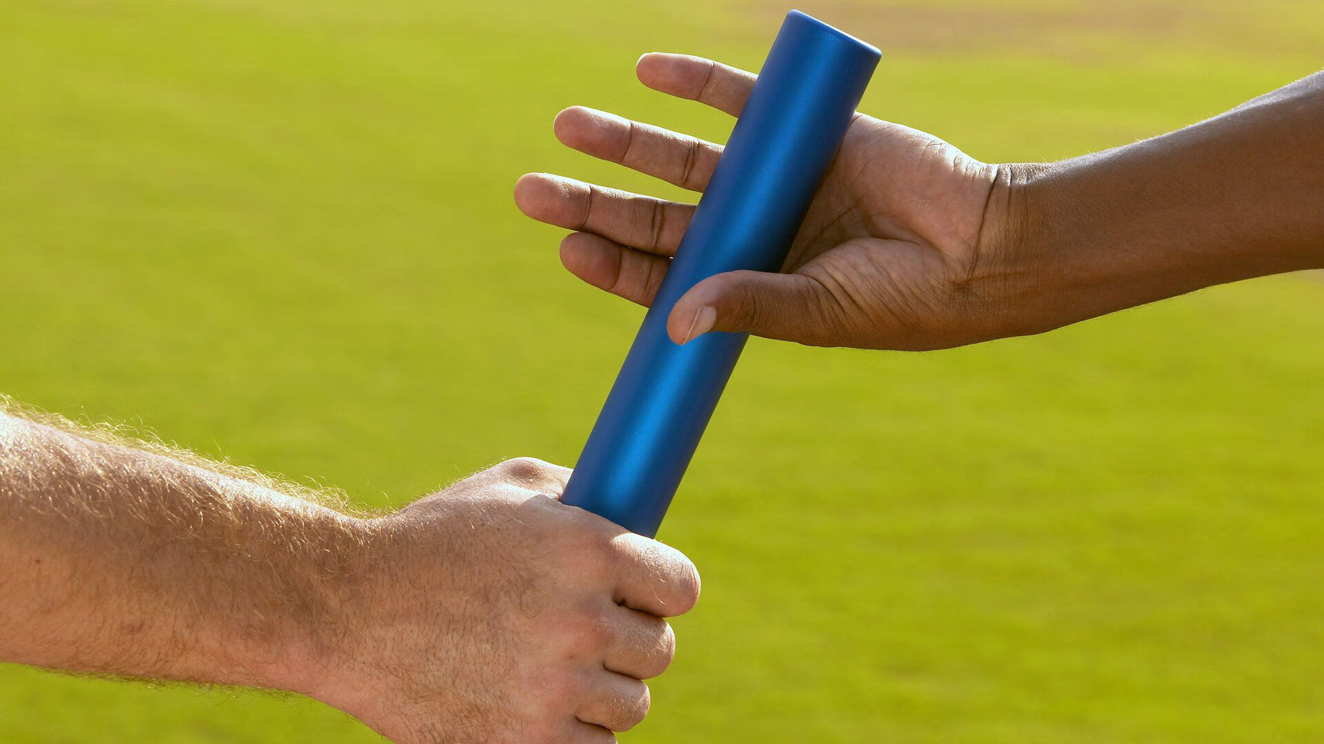 “华金·托比利亚的全能防守与精准传球,成为阿根廷美洲狮队的核心力量”