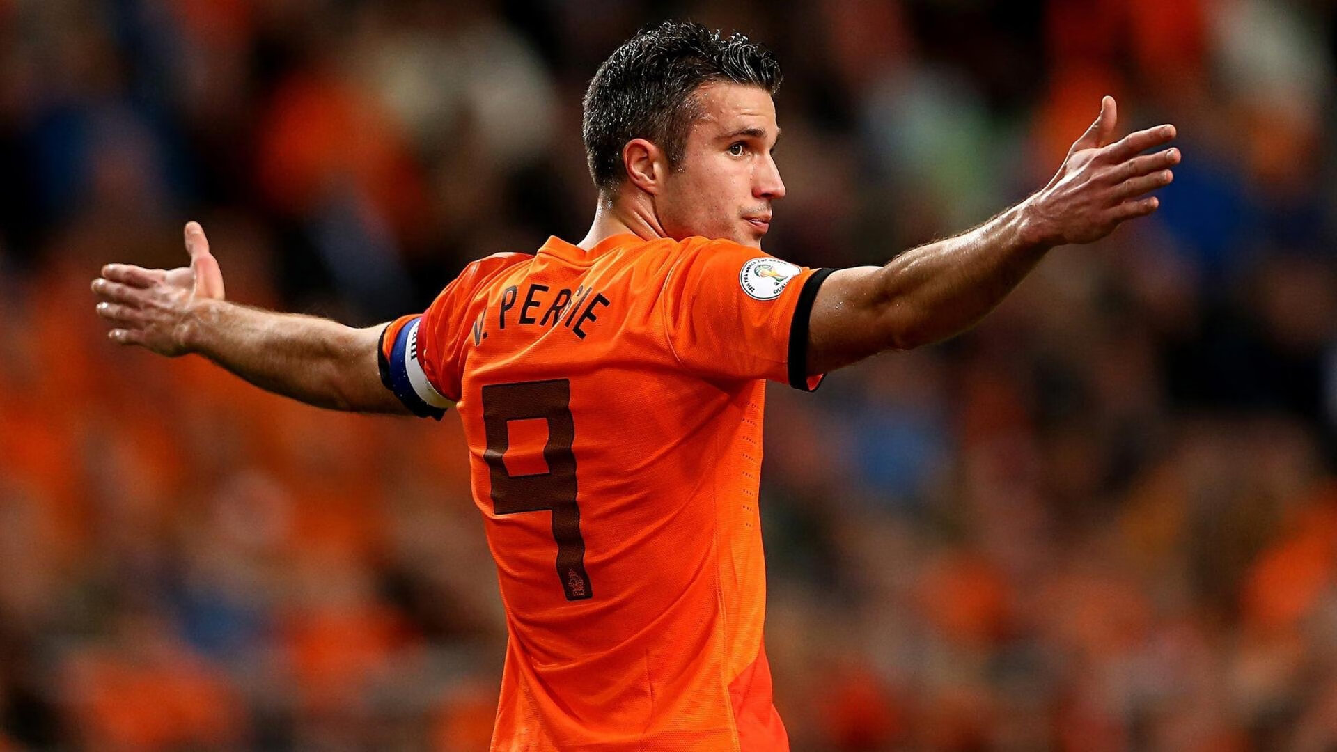 巴黎圣日耳曼完胜主场,提前锁定法甲冠军