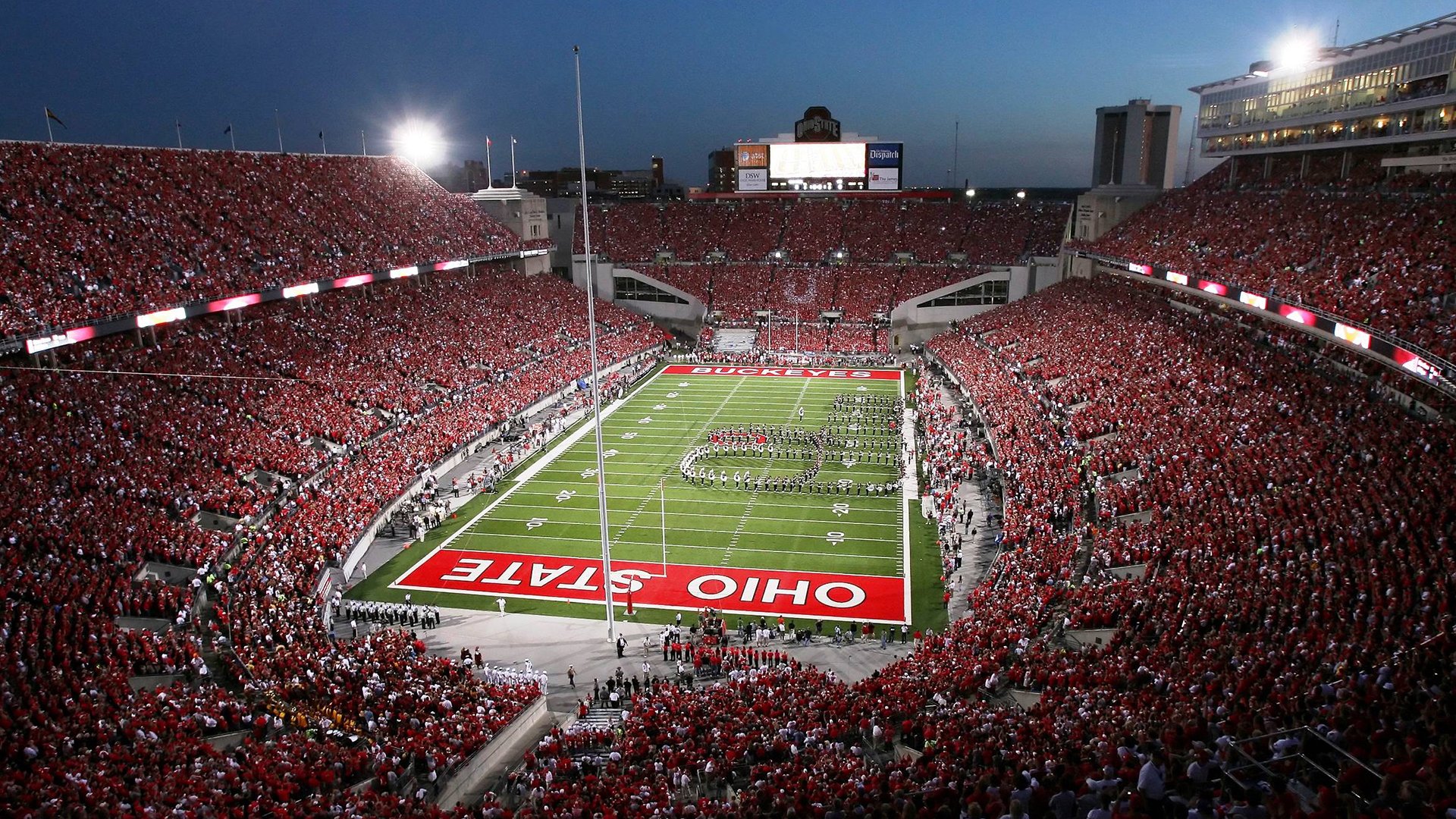 老鹰三节爆发领先优势保持到终场，老鹰三巨头巅峰